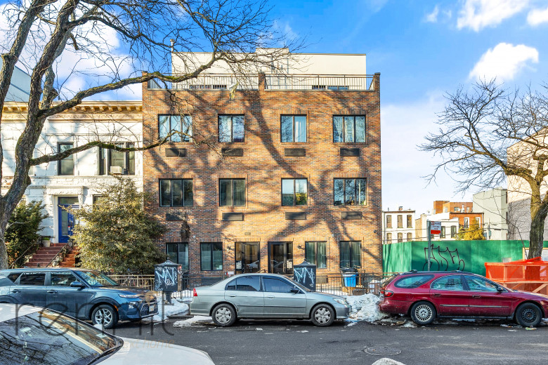 643A Madison St, Apt 2B Image 16