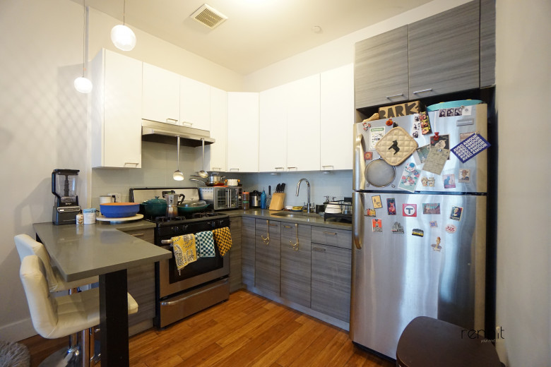 643A Madison St, Apt 2B Image 5
