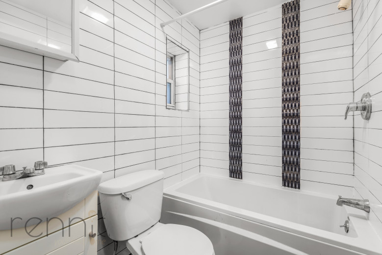 559 St Johns Pl, Apt 2F Image 6