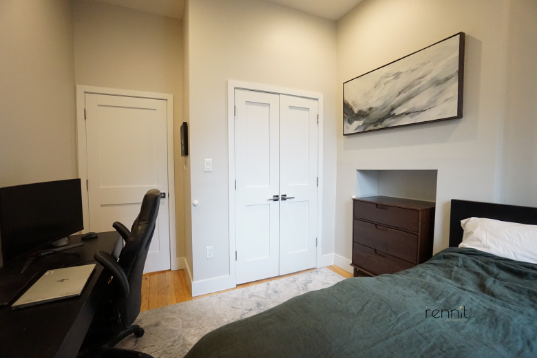 338 Clifton Pl, Apt 2R Image 9