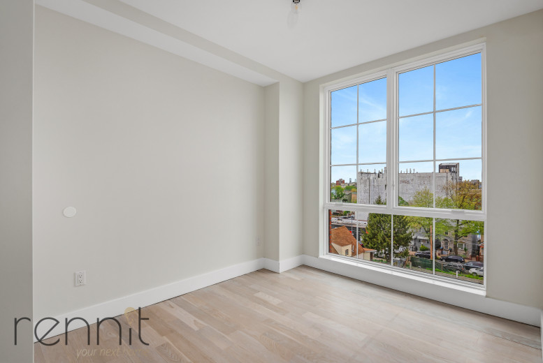 933 Rogers Ave, Apt 6B Image 4