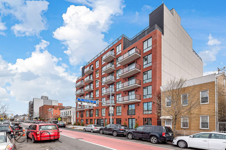 933 Rogers Ave, Apt 6B Image 27