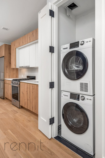 580 Classon Ave, Apt 3A Image 8