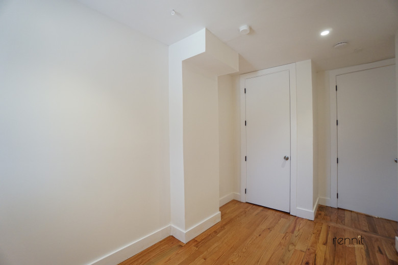 73A Cooper St, Apt 1 Image 10