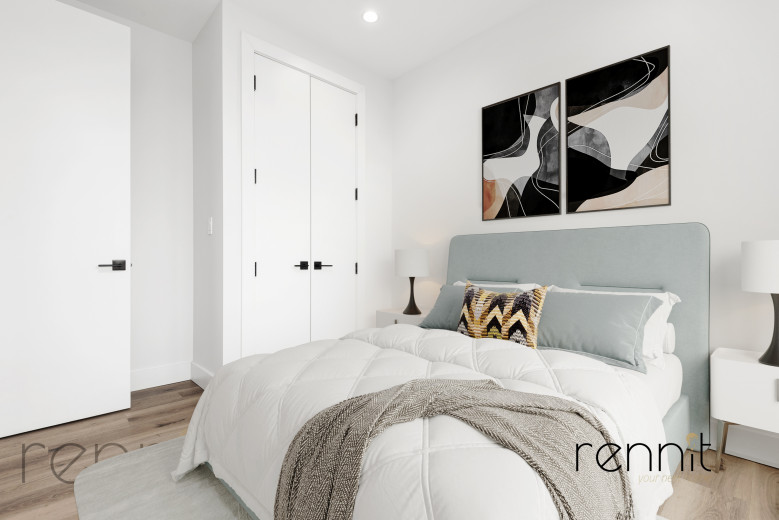 125 Kings Hwy, Apt 6D Image 9