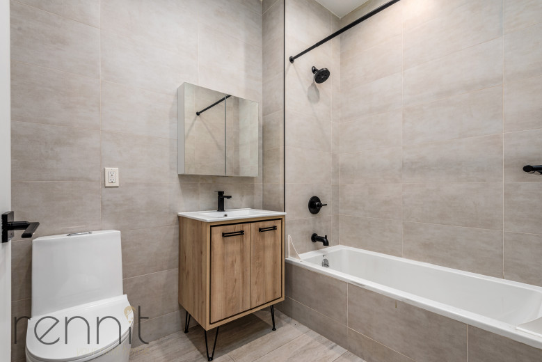 125 Kings Hwy, Apt 1B Image 6