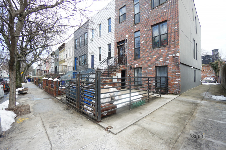 1172 Jefferson Av, Apt 2 Image 12