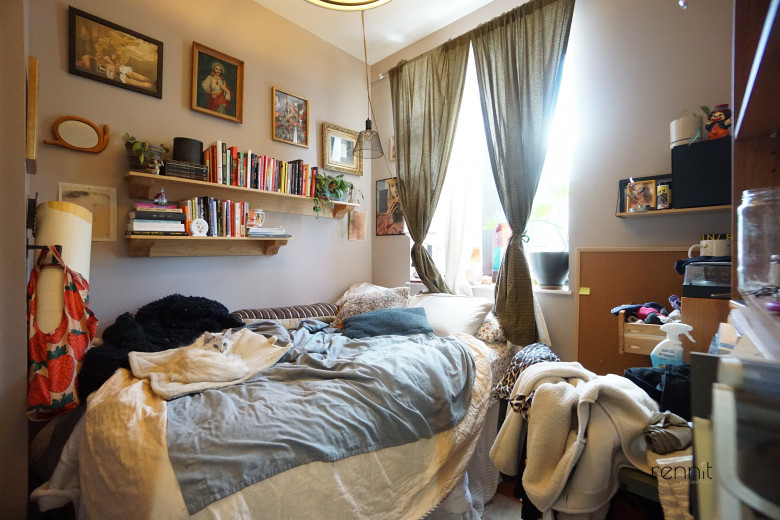 1172 Jefferson Av, Apt 2 Image 8