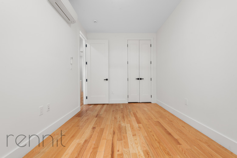 1922 Madison St, Apt 1 Image 11