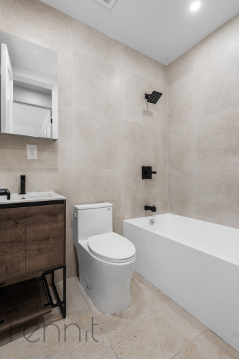 1922 Madison St, Apt 1 Image 8