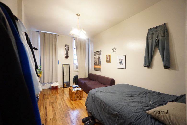 114 Walton St, Apt 2 Image 6