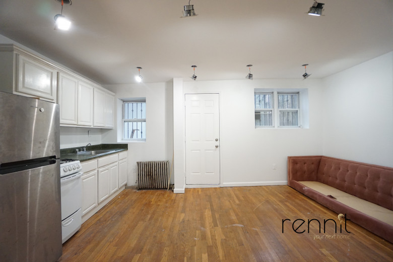 879 Park Ave, Apt 1F Image 2