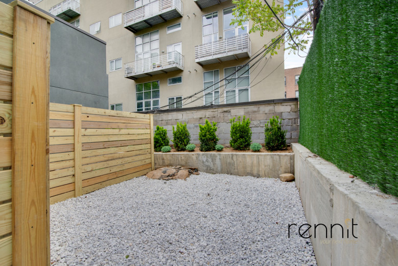 141 Metropolitan Ave, Apt 1A Image 17