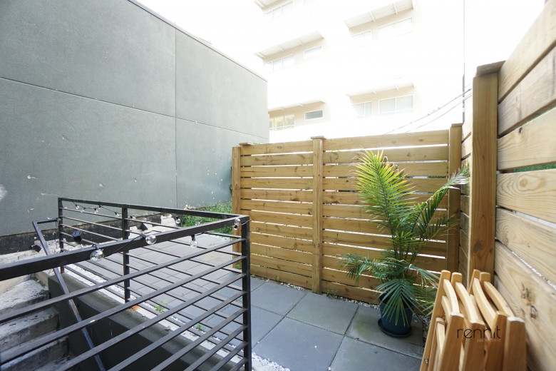 141 Metropolitan Ave, Apt 1A Image 4