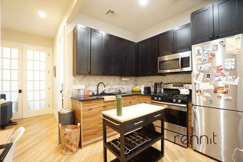 1028 Madison St, Apt 4 Image 1