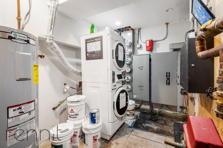 1028 Madison St, Apt 4 Image 14