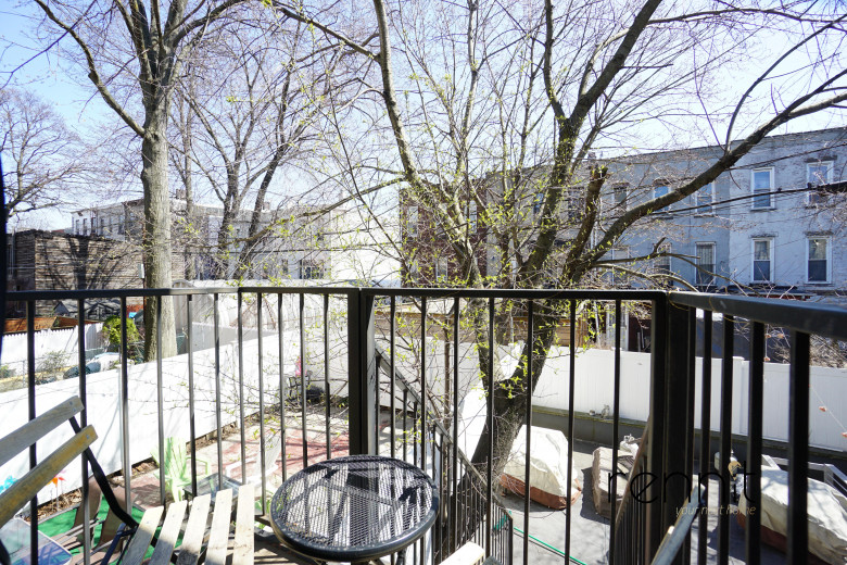 1028 Madison St, Apt 4 Image 3