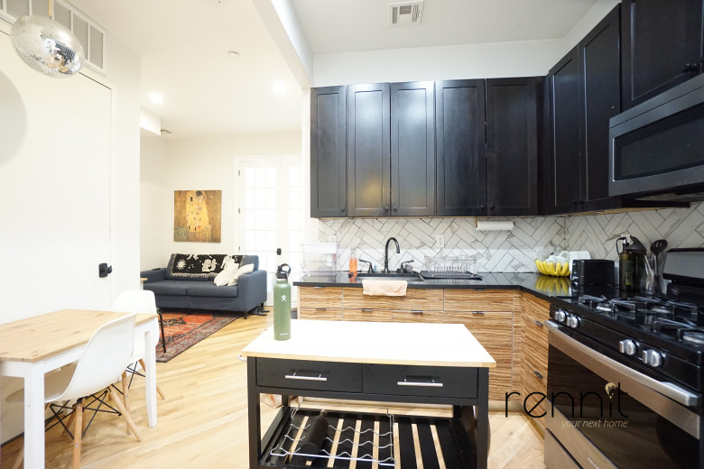 1028 Madison St, Apt 4 Image 5