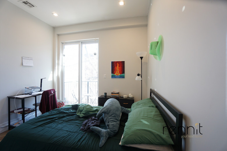 1028 Madison St, Apt 4 Image 9