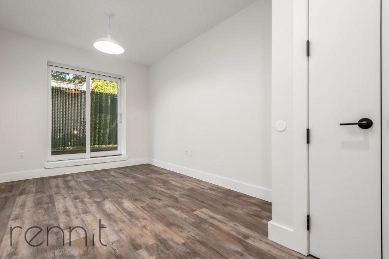 1202 Bedford Ave, Apt A Image 4