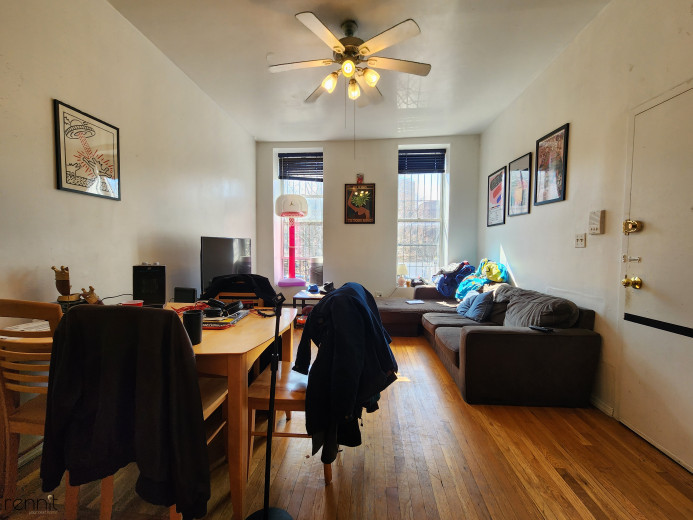 277 Hart St, Apt 2 Image 2