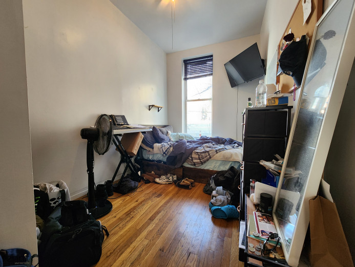 277 Hart St, Apt 2 Image 14