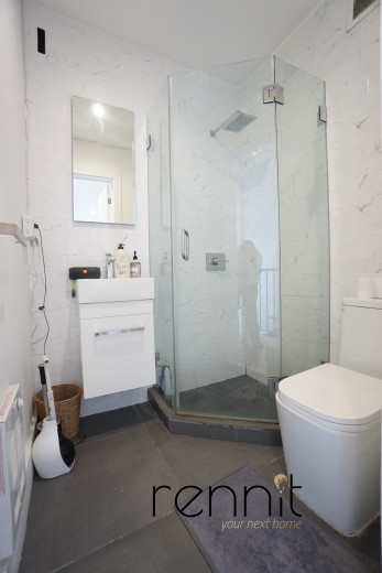 676 New York Ave, Apt 6C Image 11