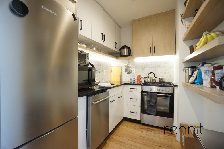 676 New York Ave, Apt 6C Image 3