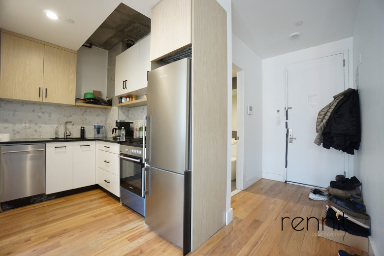 676 New York Ave, Apt 5C Image 8