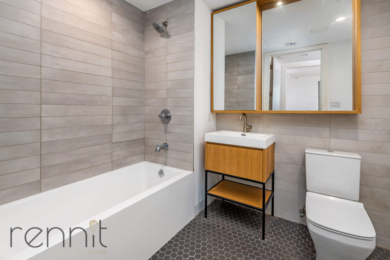 633 Marcy Ave, Apt 302 Image 8