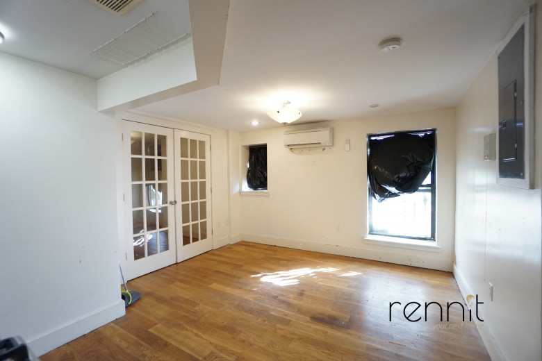 453 Franklin Ave, Apt 1A Image 5