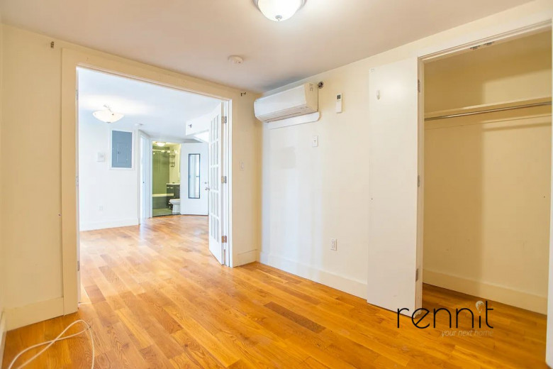 453 Franklin Ave, Apt 1A Image 8