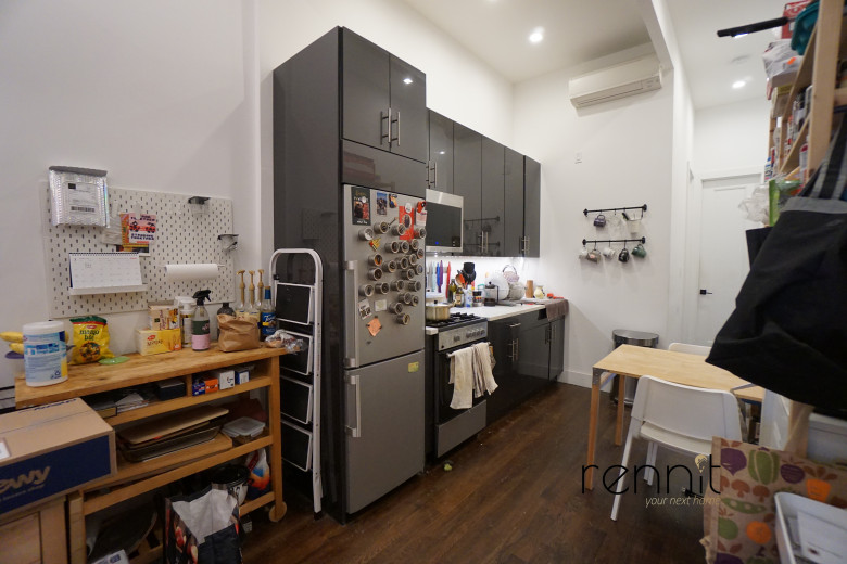 313 Wilson Ave, Apt 3L Image 3