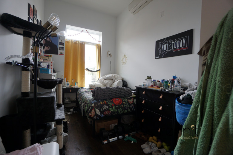 313 Wilson Ave, Apt 3L Image 9