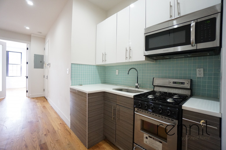 259 Boerum St, Apt 2R Image 1