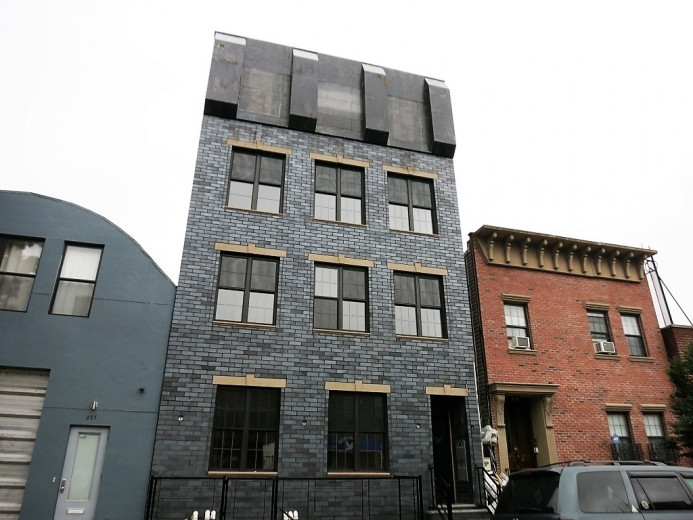 259 Boerum St, Apt 2R Image 26