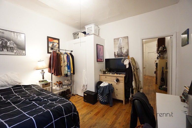 1350 Willoughby Ave, Apt 2R Image 9