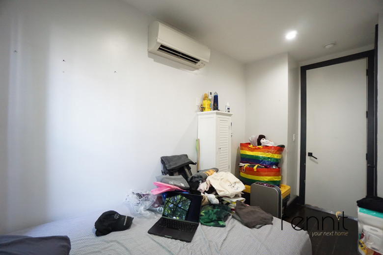 241 Devoe St, Apt 1L Image 13