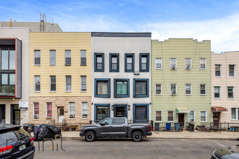 241 Devoe St, Apt 1L Image 29