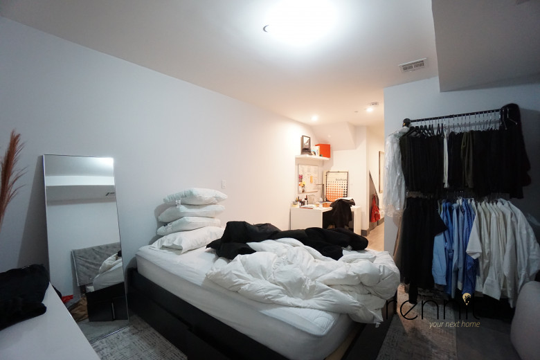 174 Knickerbocker Ave, Apt 1L Image 11