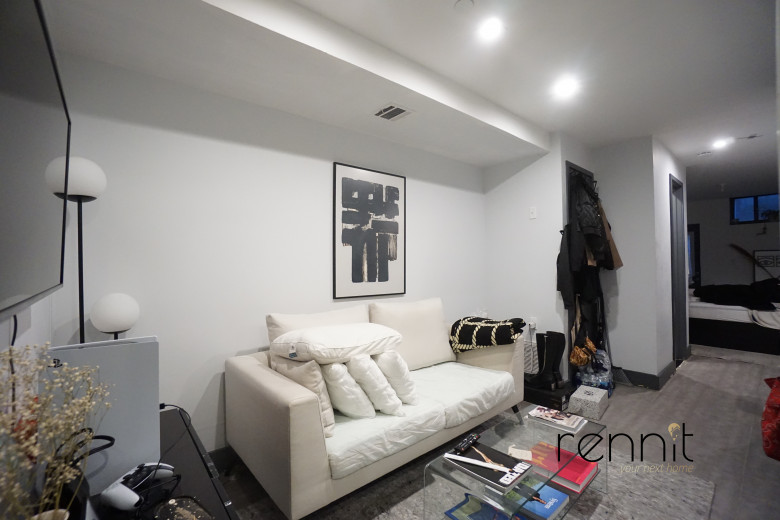 174 Knickerbocker Ave, Apt 1L Image 9