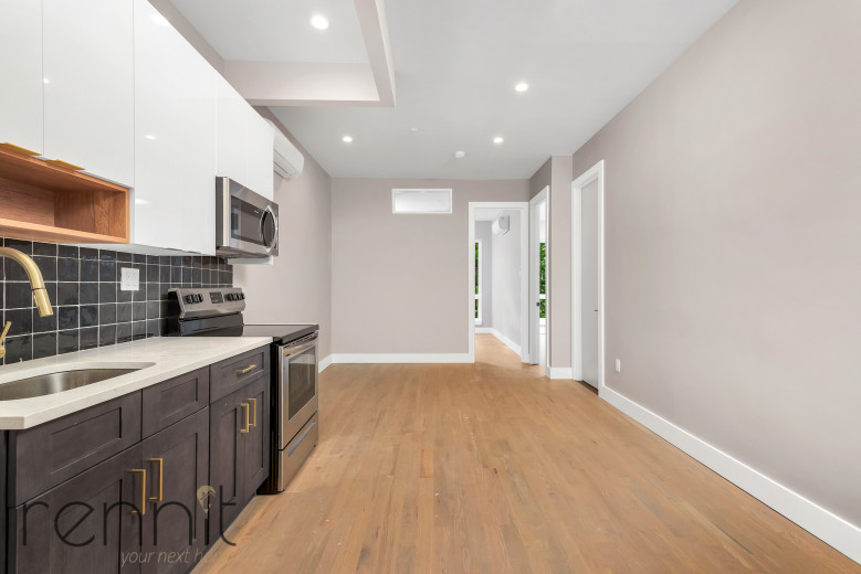 336 E 28th St, Apt 4B Image 1