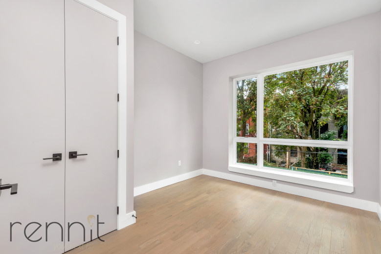 336 E 28th St, Apt 4B Image 9