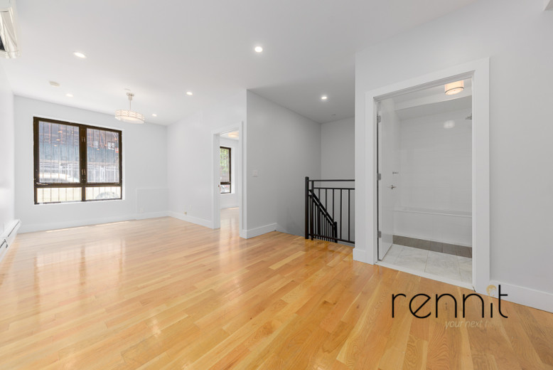 149 Clarkson Ave, Apt 1F Image 1