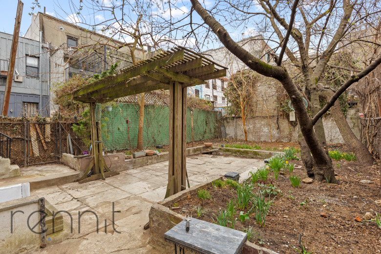 113 Dikeman St, Apt 1 Image 1