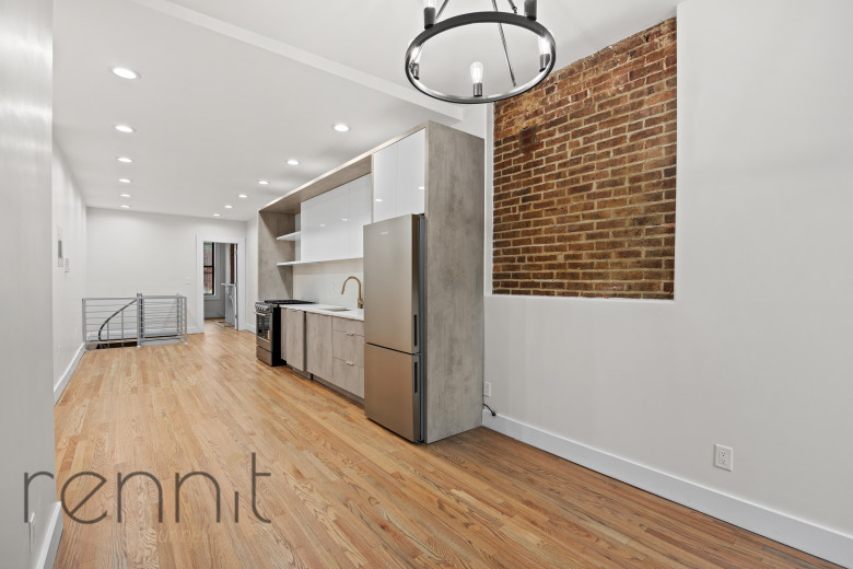 113 Dikeman St, Apt 1 Image 8