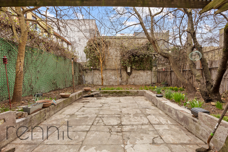 113 Dikeman St, Apt 1 Image 3