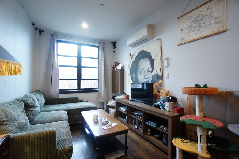 1176 Park Pl, Apt 3R Image 13