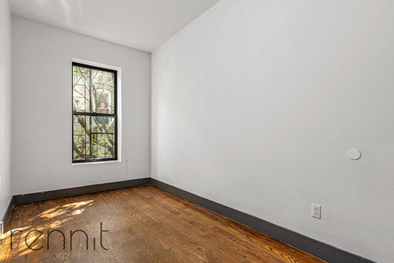 728 Knickerbocker Ave, Apt 3R Image 7