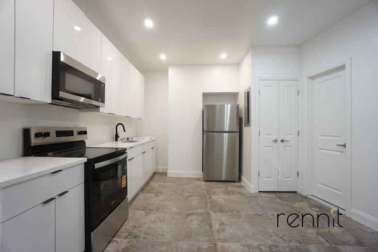 381 Myrtle Ave, Apt 2 Image 2